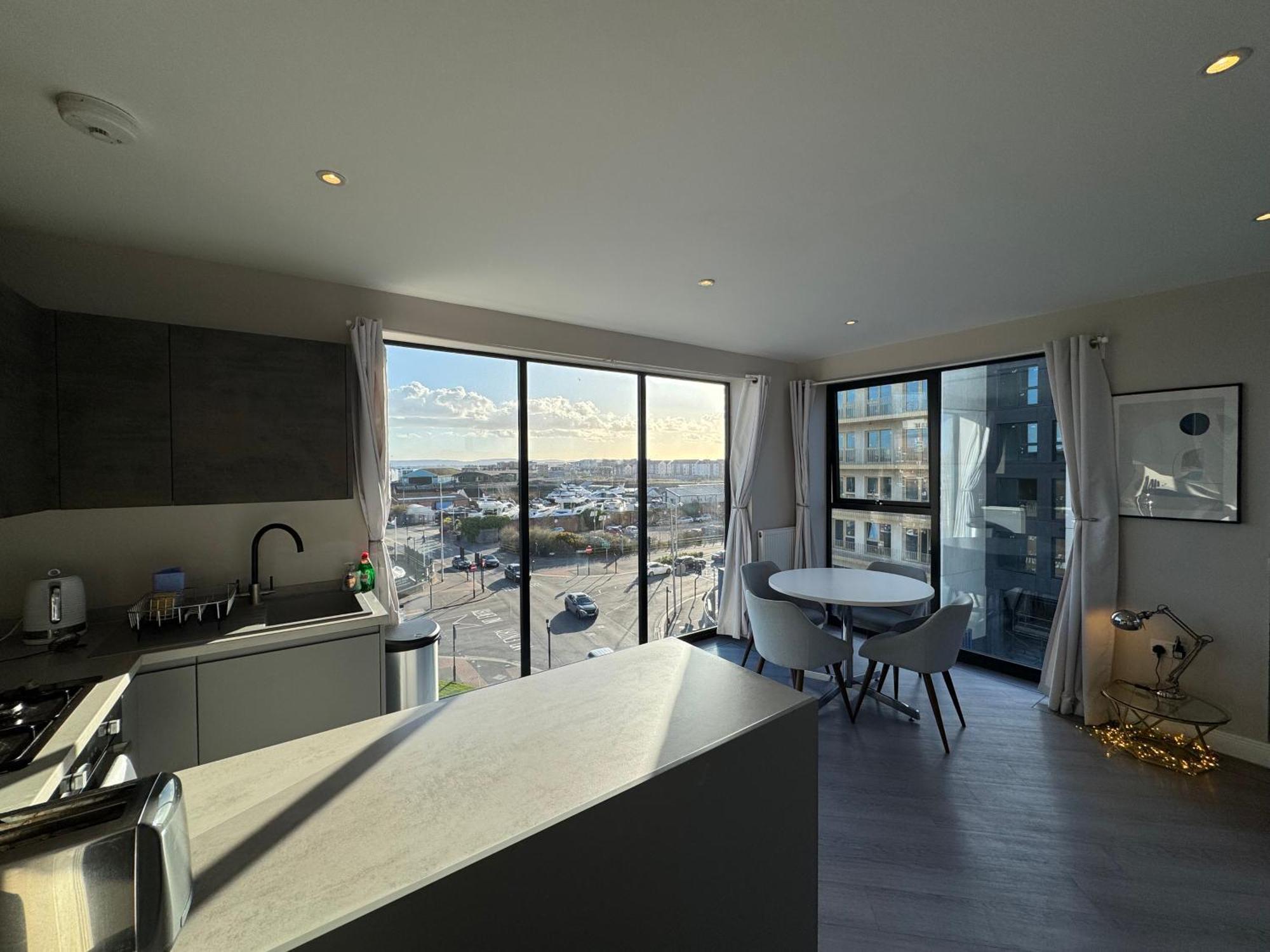 Ferienwohnung Penthouse - Harbour Views Poole Exterior foto